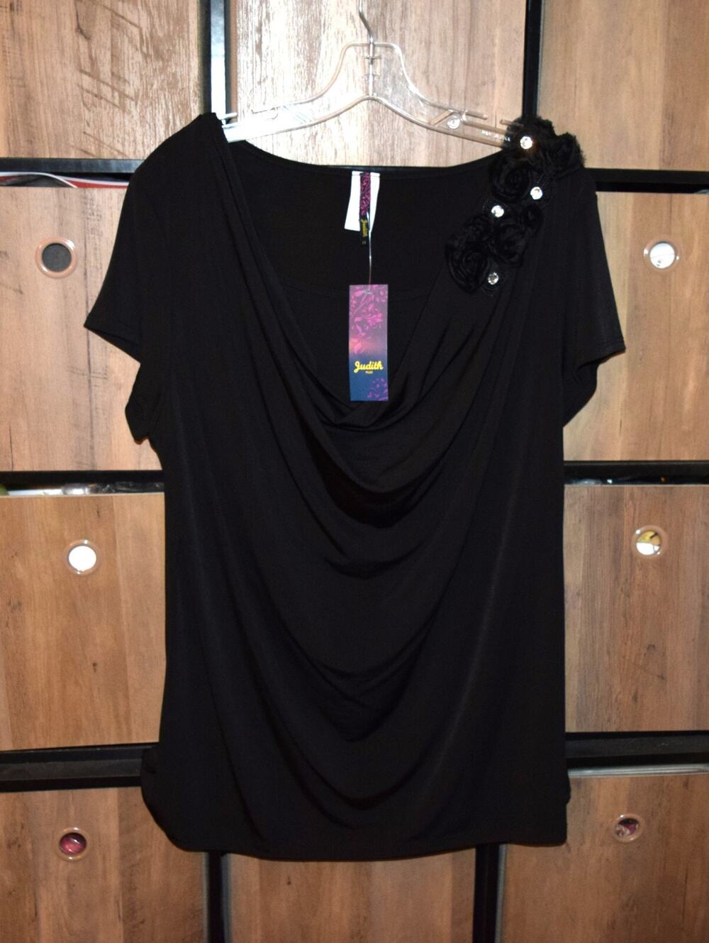 plus size 1X black stretchy slinky embroidered flower rhinestone blouse JUDITH